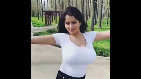 Bouncing Tits Porn Videos